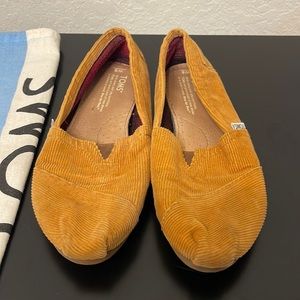Corduroy Tan Toms Alpargata Size 8